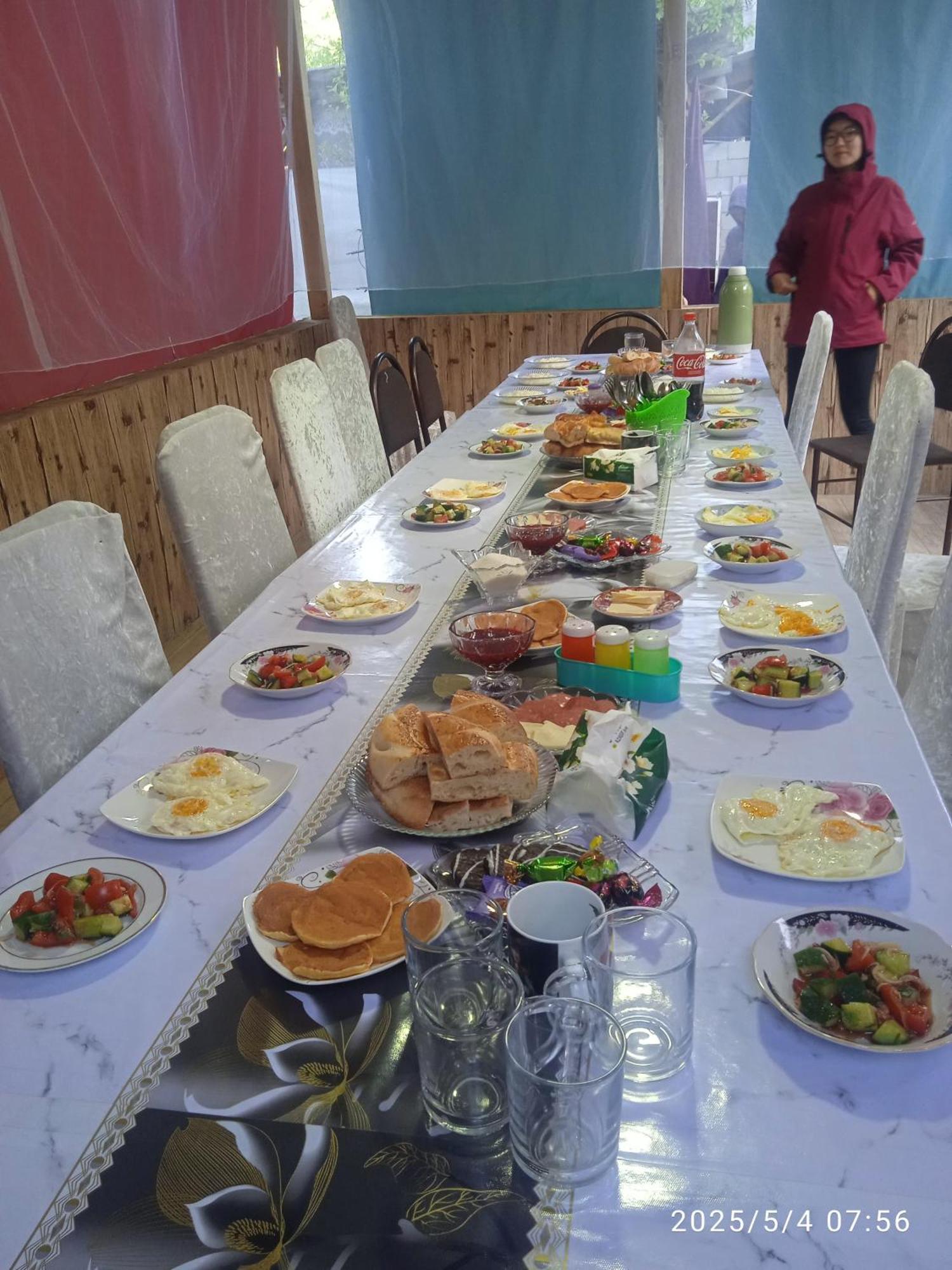 Guest House Kyzyl Alma Arkit Buitenkant foto